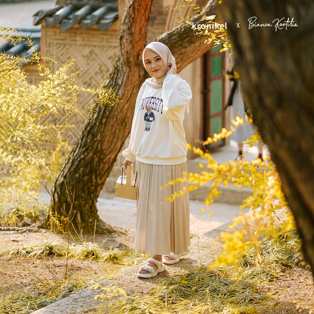 KRONIKEL PROJECT x BIANCA KARTIKA // YEPPO - White