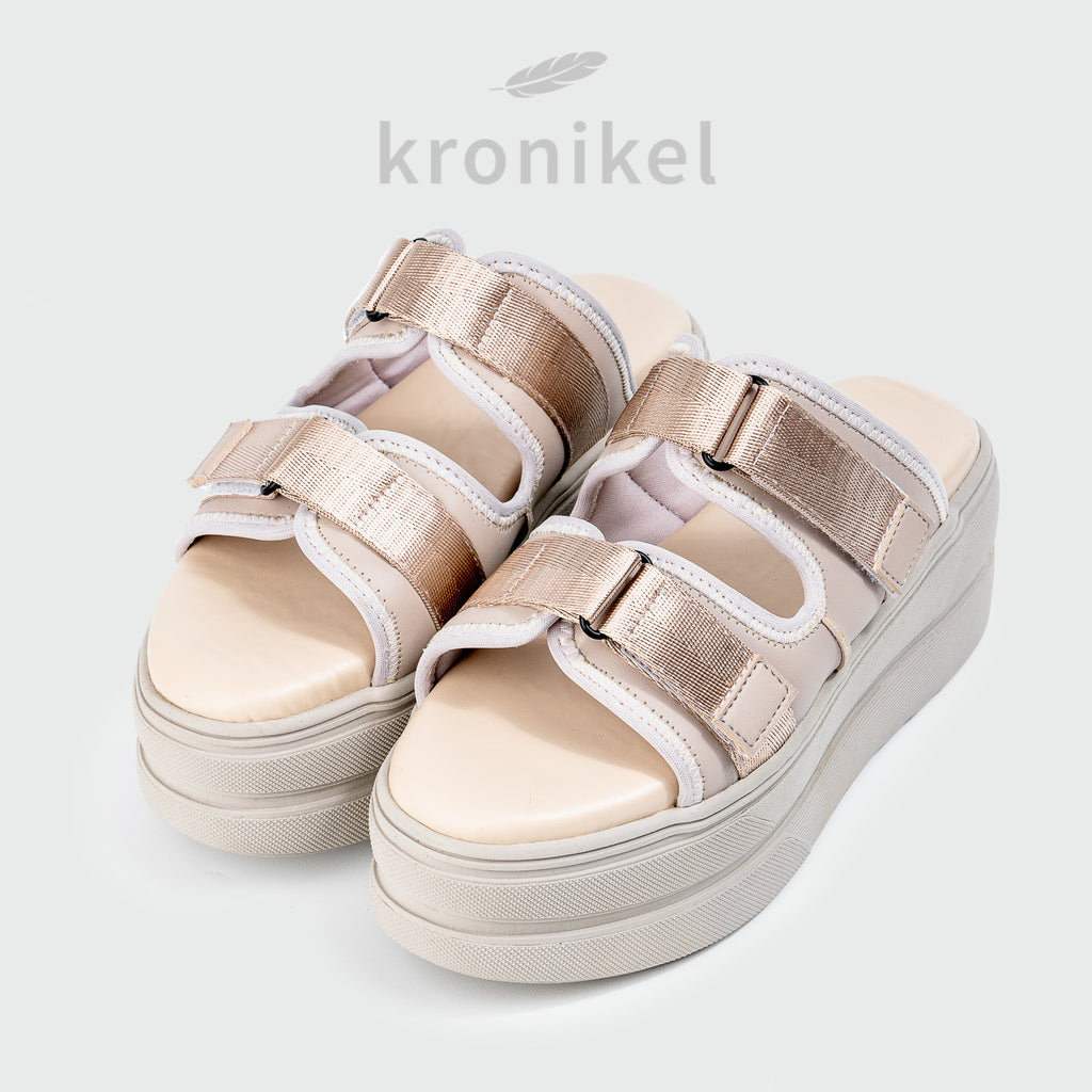 HANZEL Chunky Sandals - Gold