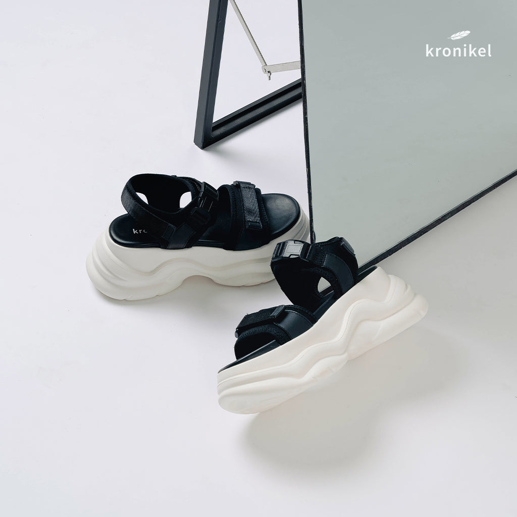KAI - Classic Black