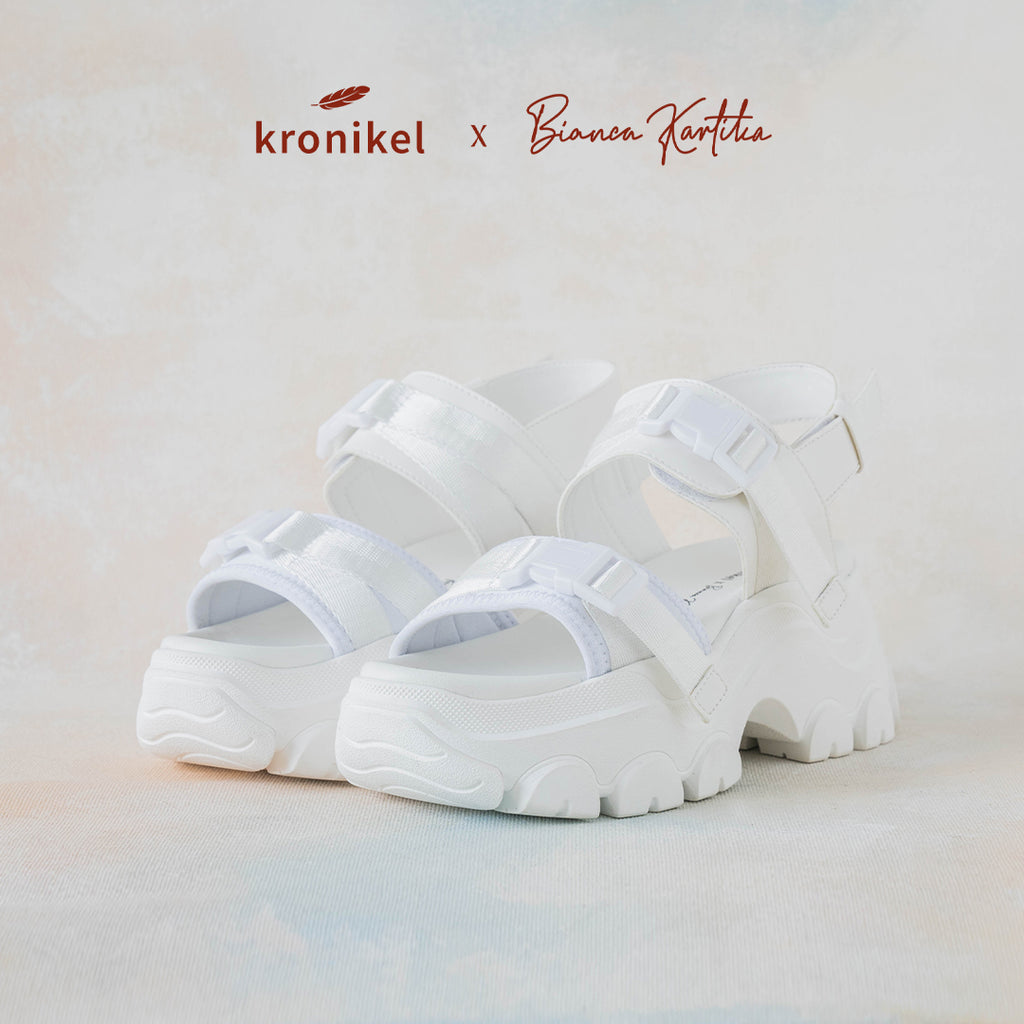 KRONIKEL PROJECT x BIANCA KARTIKA // SARANG - White