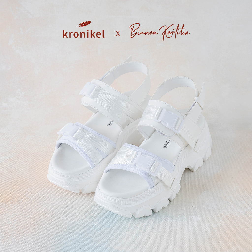KRONIKEL PROJECT x BIANCA KARTIKA // SARANG - White
