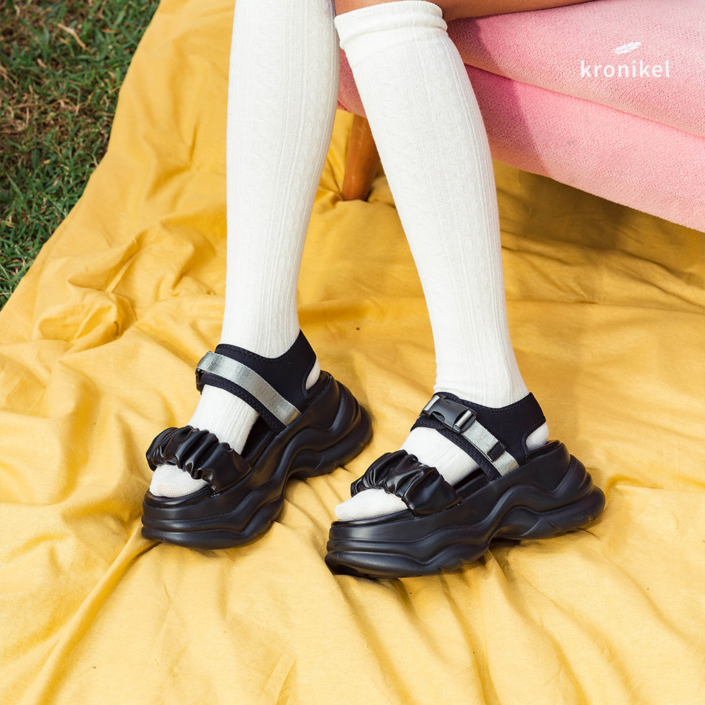 SORA - Black
