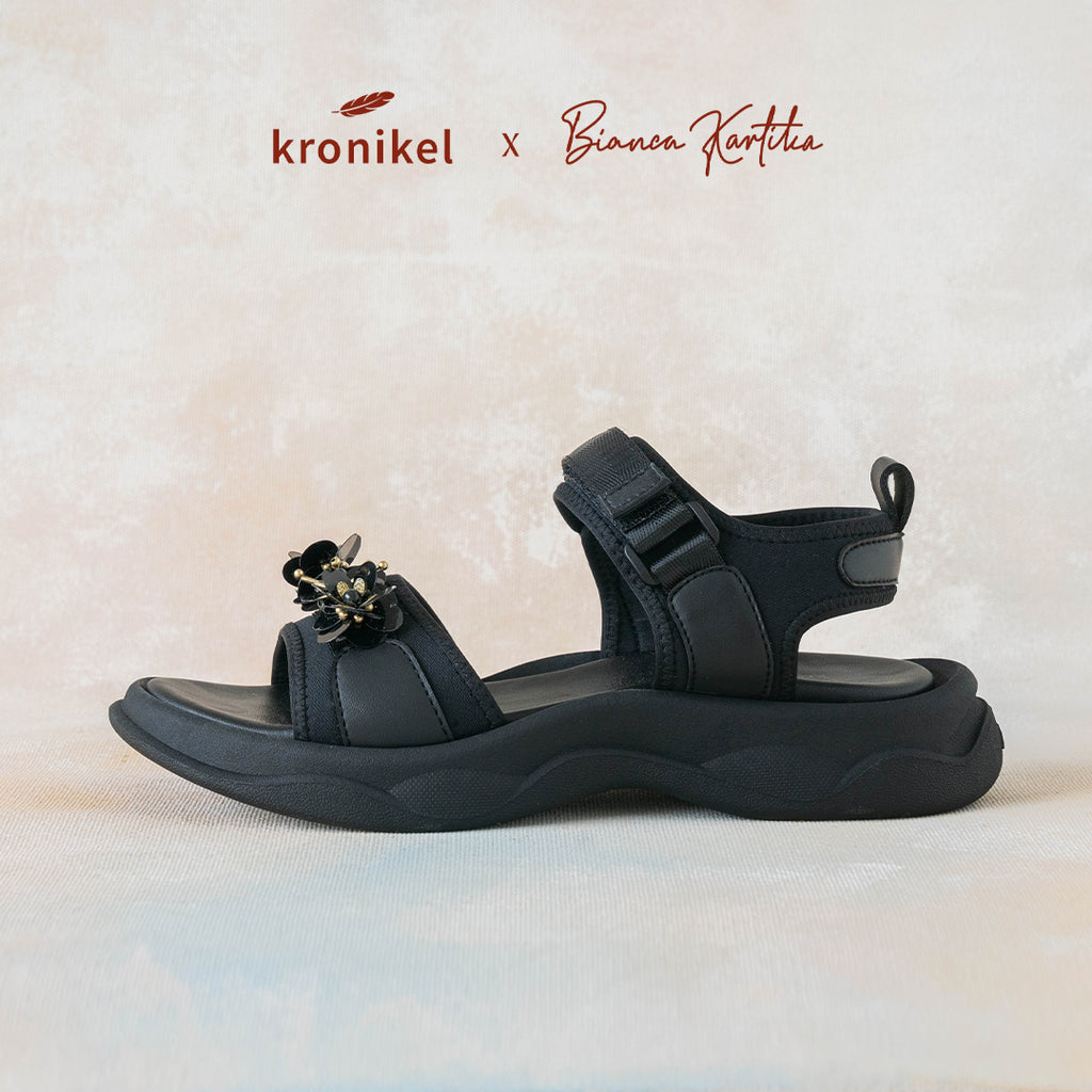 KRONIKEL PROJECT x BIANCA KARTIKA // YEPPO - Black