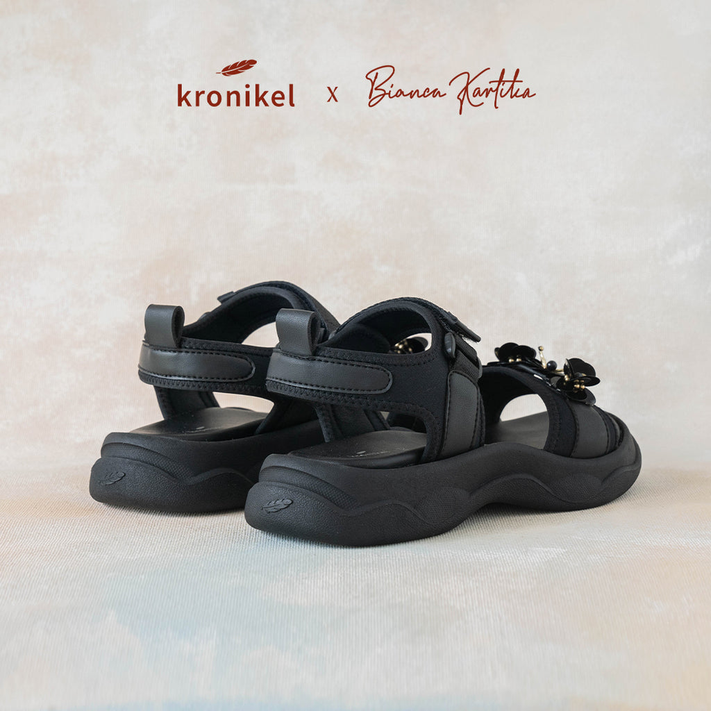 KRONIKEL PROJECT x BIANCA KARTIKA // YEPPO - Black